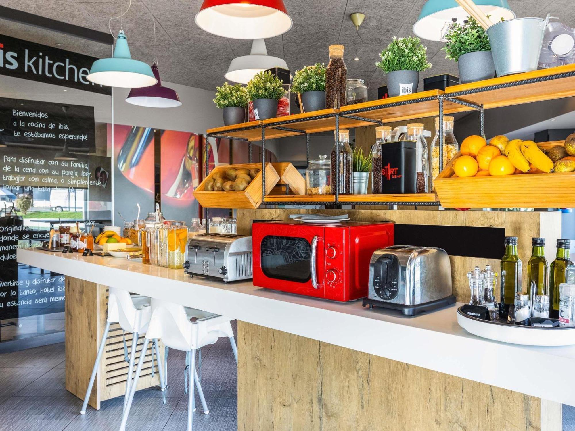 Ibis Bilbao Barakaldo Hotel Екстериор снимка