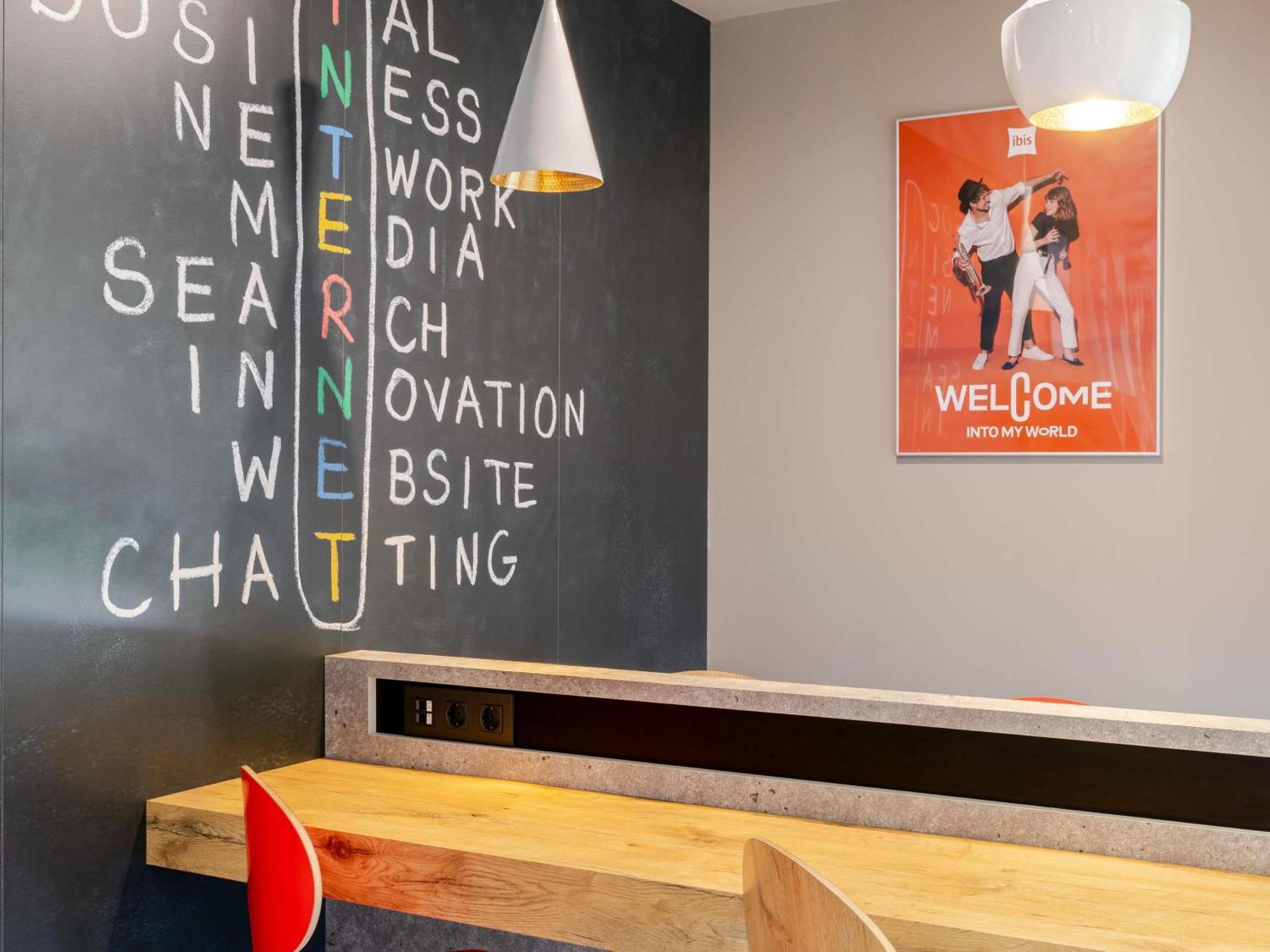 Ibis Bilbao Barakaldo Hotel Екстериор снимка
